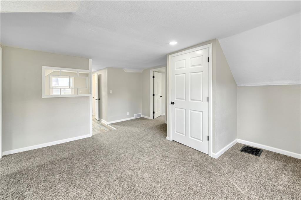 826 S Cottage Street Property Photo 19