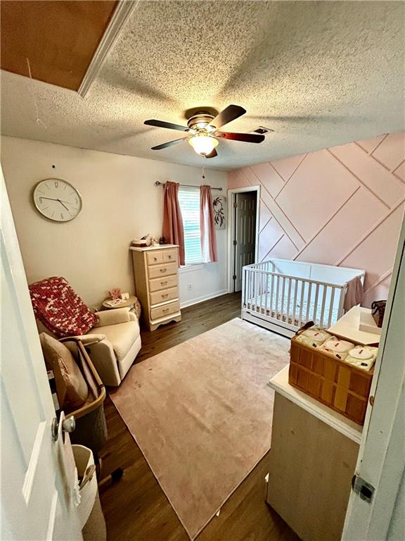 326 Front Street Property Photo 7