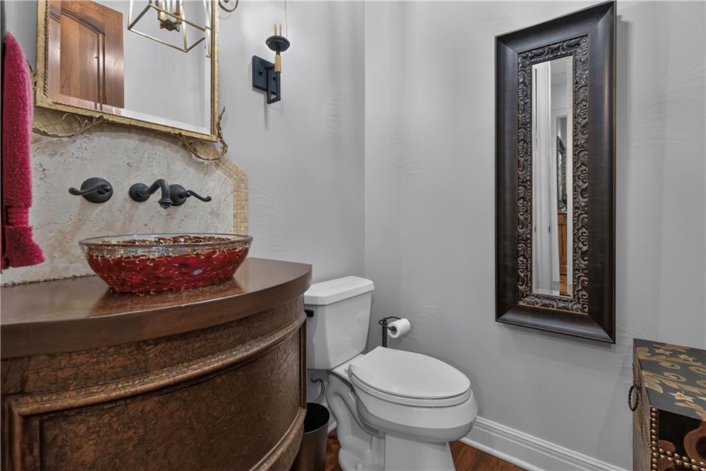 13908 Howe Drive Property Photo 27