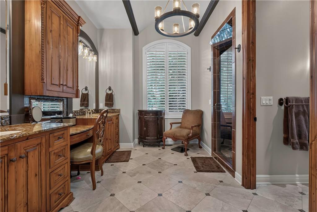 13908 Howe Drive Property Photo 30