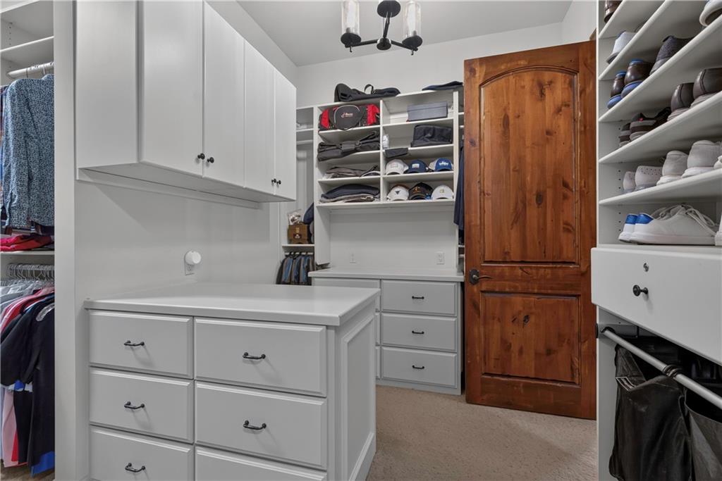 13908 Howe Drive Property Photo 34