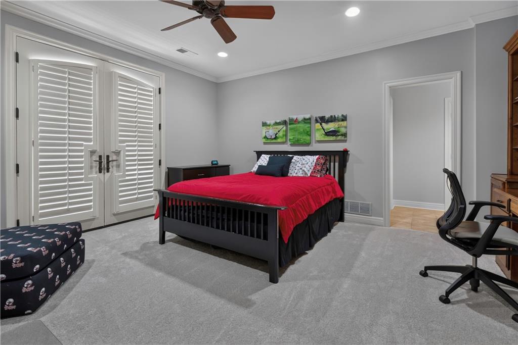 13908 Howe Drive Property Photo 40