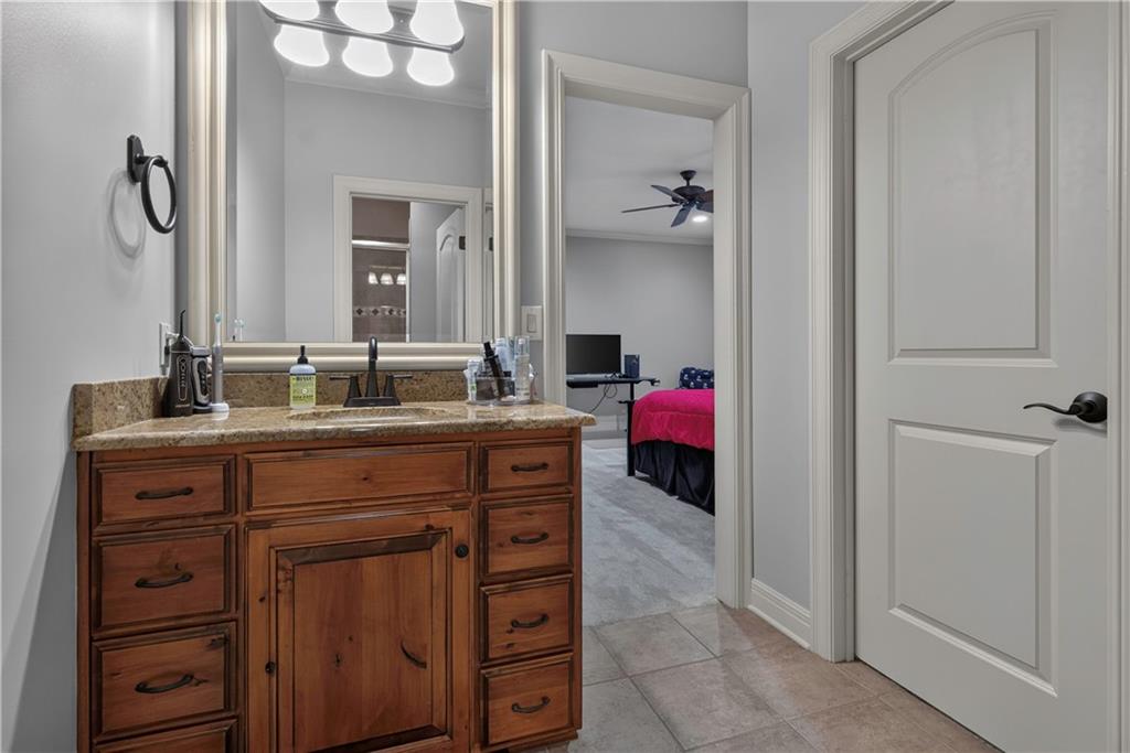 13908 Howe Drive Property Photo 41