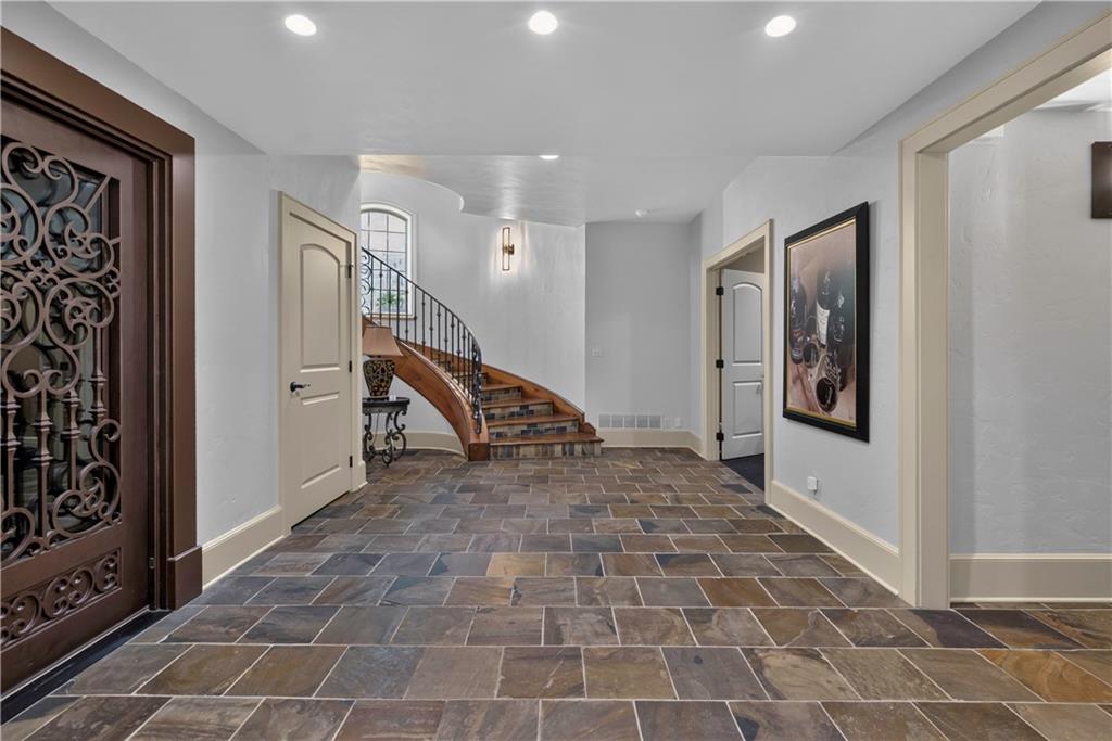 13908 Howe Drive Property Photo 47