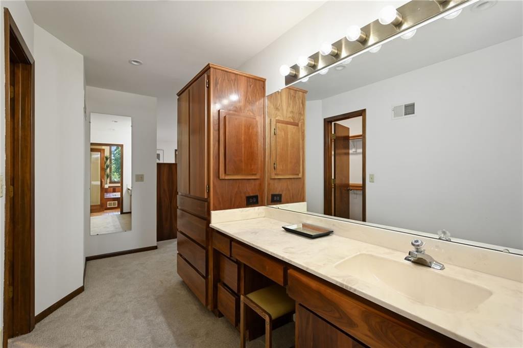 9964 Hemlock Drive Property Photo 20