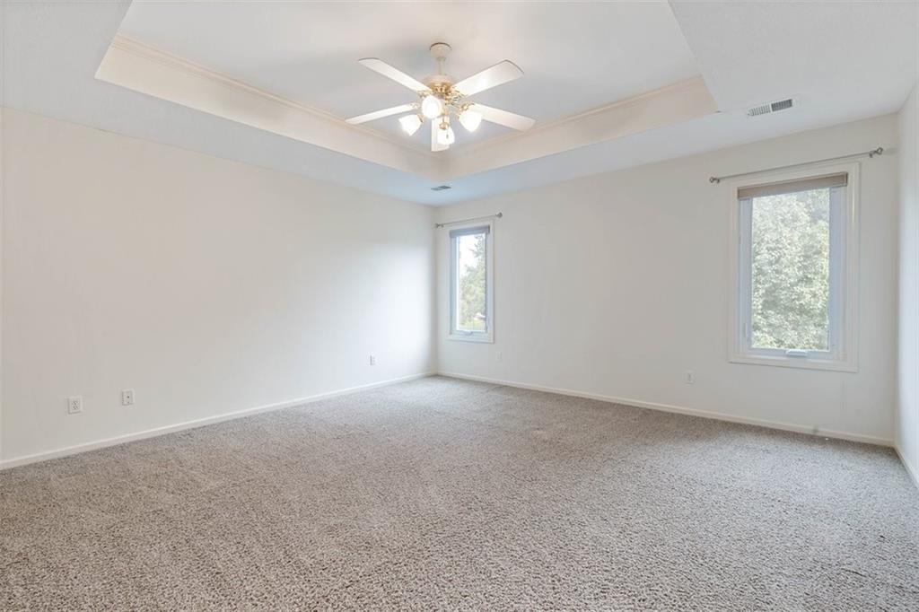 8618 W 127th Terrace Property Photo 18