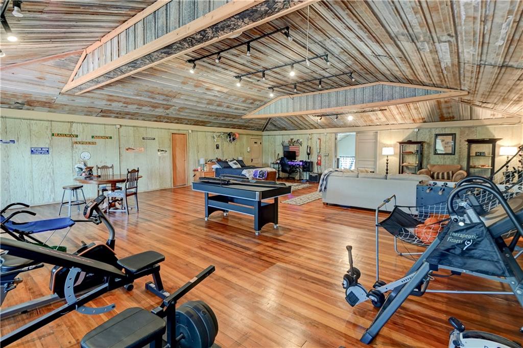 402 Rulo Street Property Photo 64