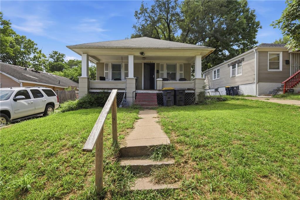 6920 S Benton Avenue Property Photo 1