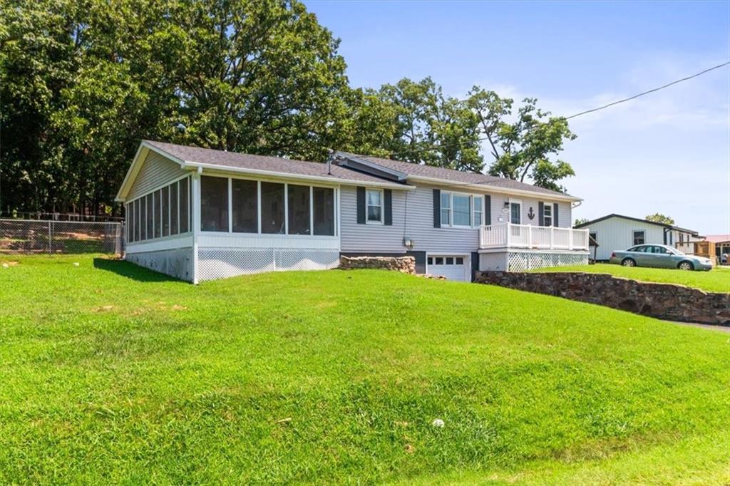 26641 Waterview Drive Property Photo 3