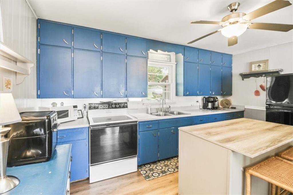26641 Waterview Drive Property Photo 8