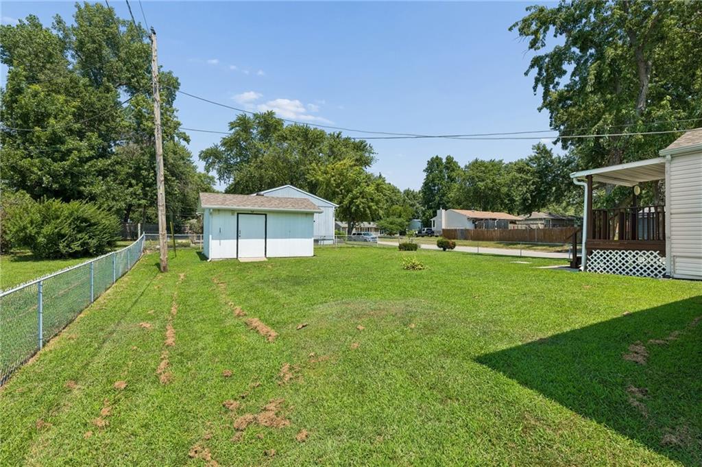 17914 N Whitney Road Property Photo 31