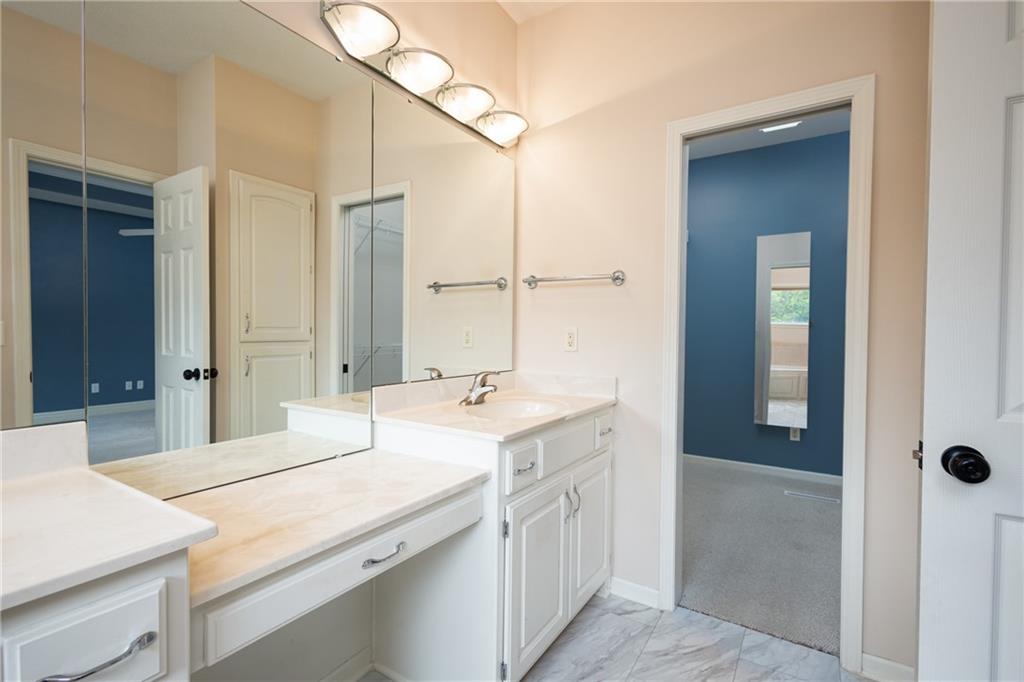 909 S Ann Street Property Photo 33