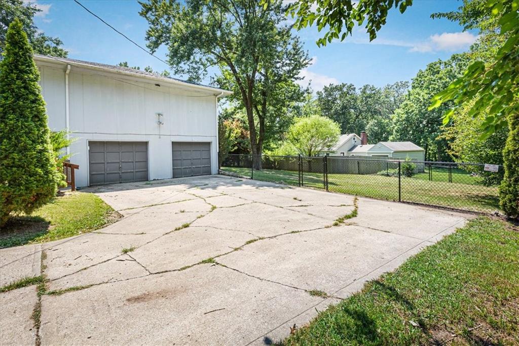 4916 Ne Davidson Road Property Photo 33