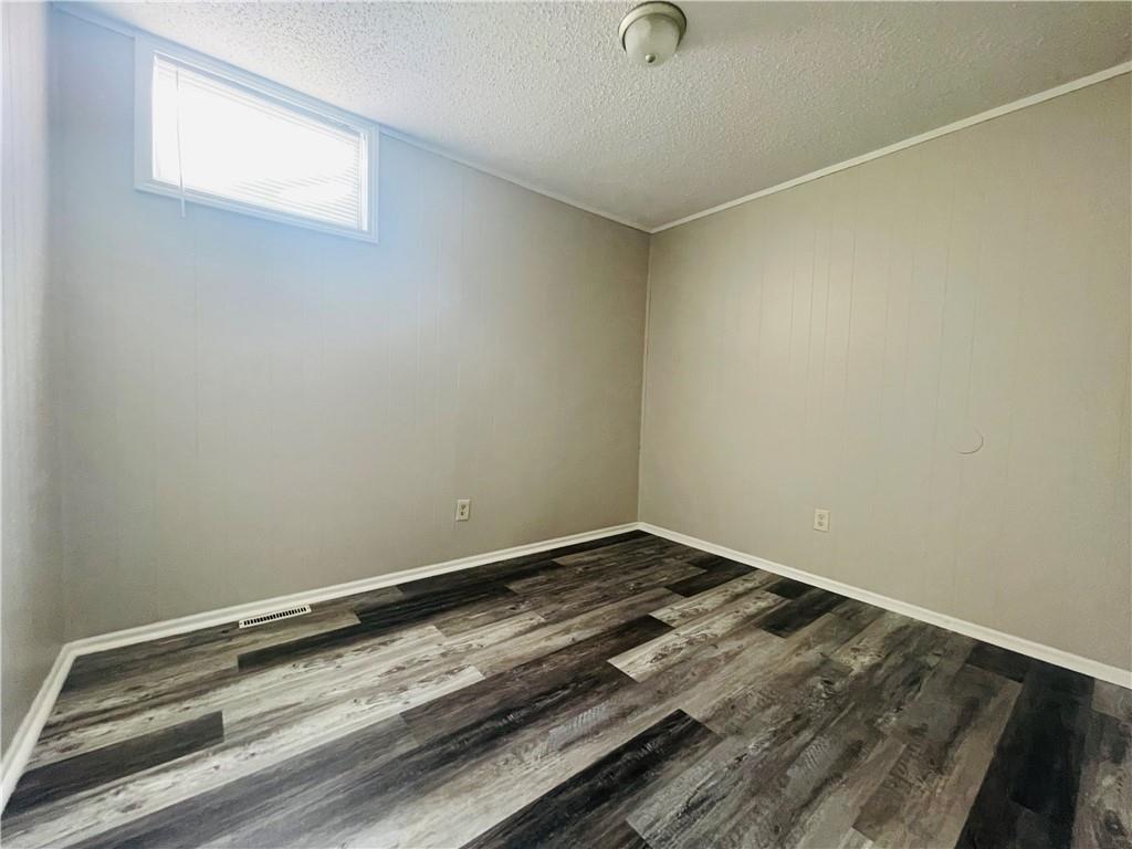 225 121st Road Property Photo 10