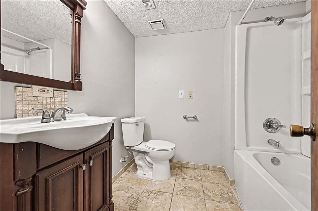 1613 N Glen Ellyn Street Property Photo 25