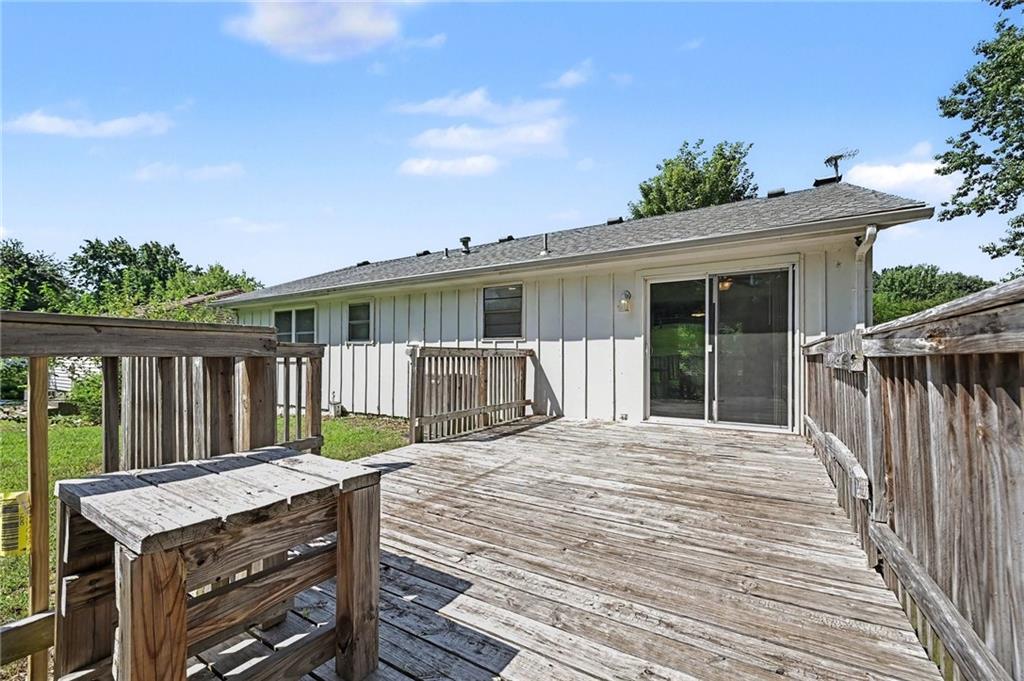 1613 N Glen Ellyn Street Property Photo 28