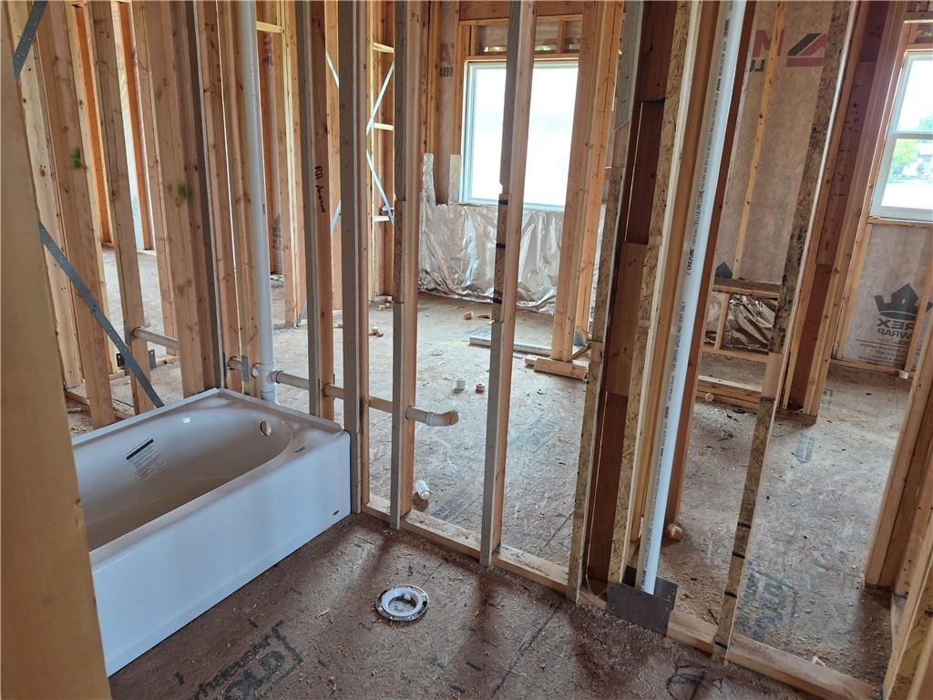 4728 Clubhouse Drive Property Photo 15