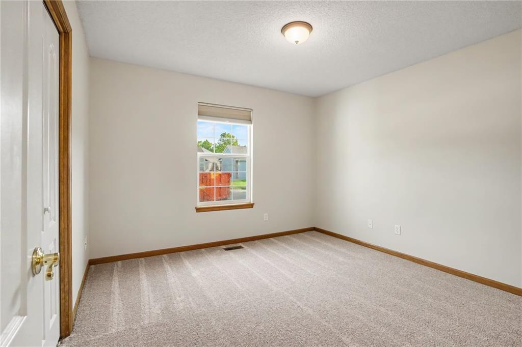 4805 Ne 73rd Street Property Photo 11