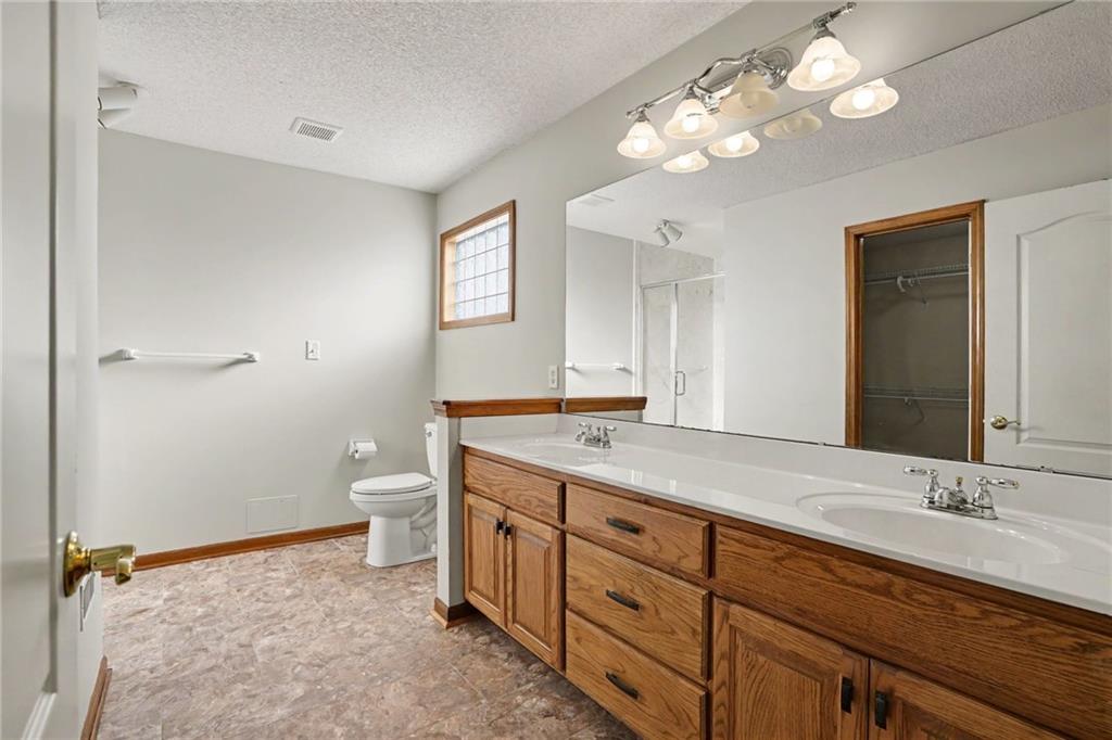 4805 Ne 73rd Street Property Photo 12