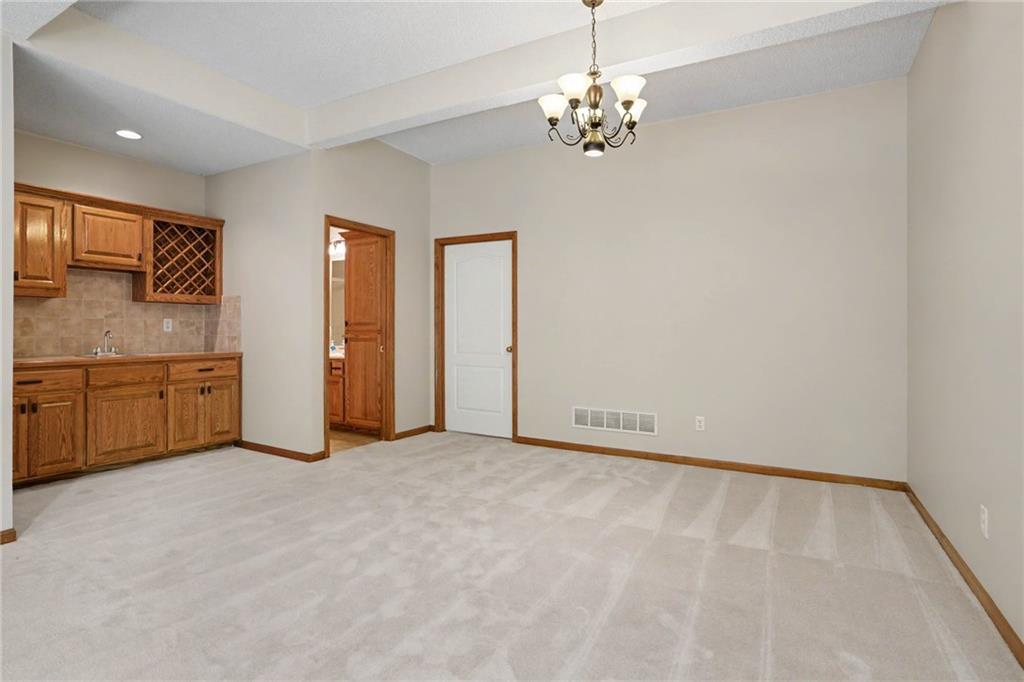 4805 Ne 73rd Street Property Photo 15