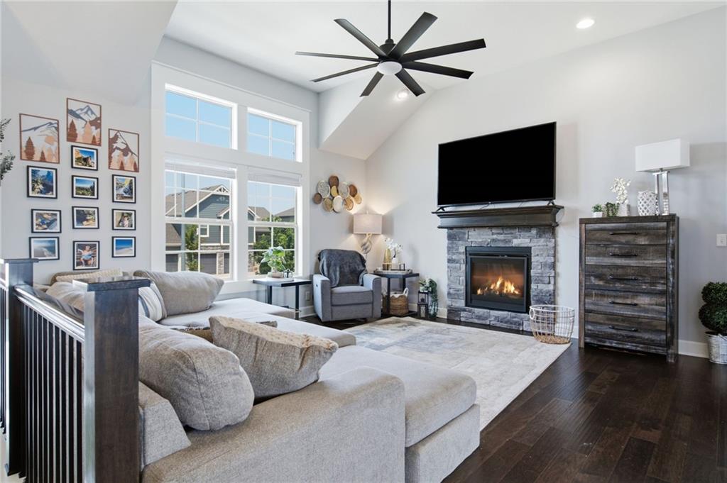 16029 Craig Street Property Photo 6