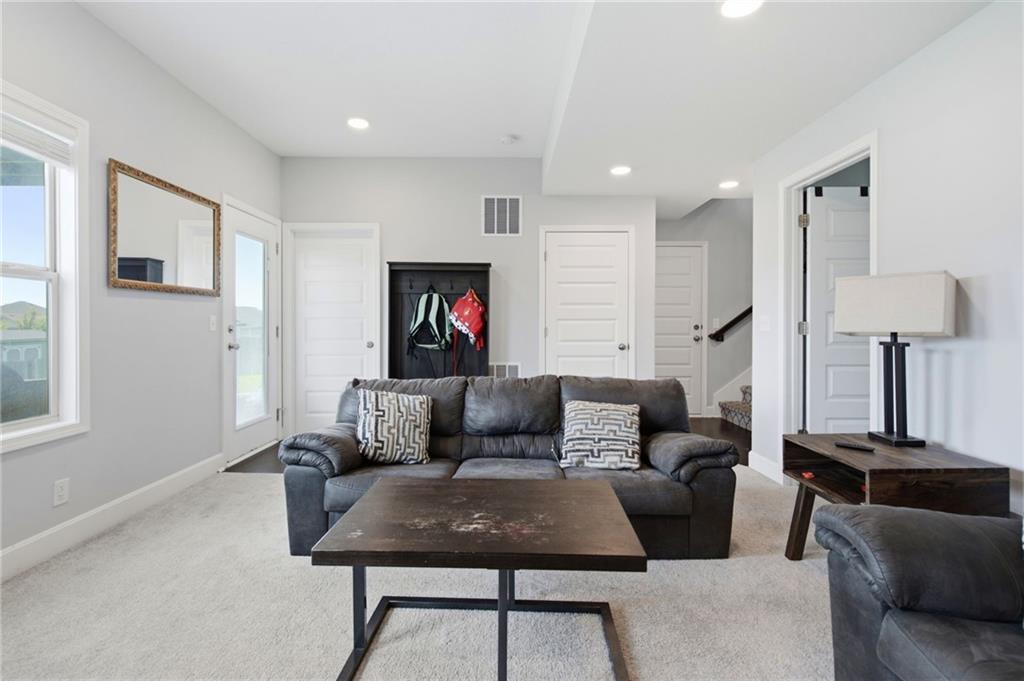 16029 Craig Street Property Photo 30