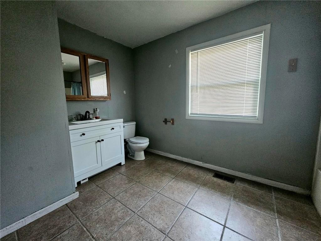 604 W Washington Street Property Photo 6