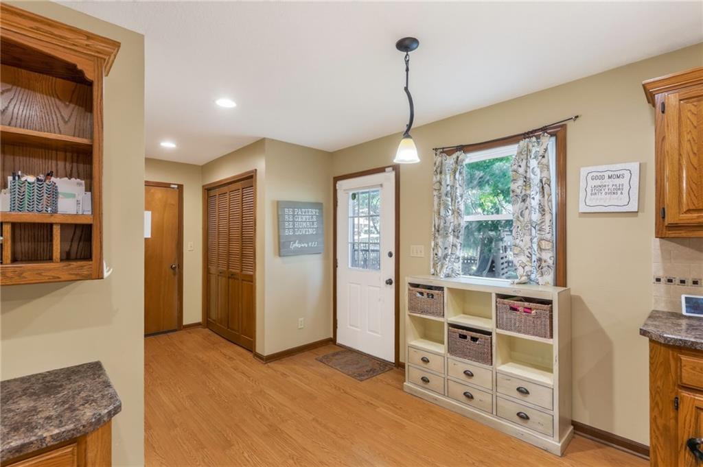 602 Greenbriar Terrace Property Photo 17