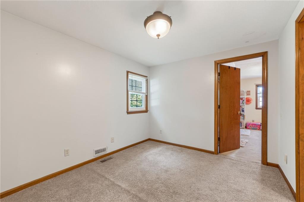 602 Greenbriar Terrace Property Photo 25