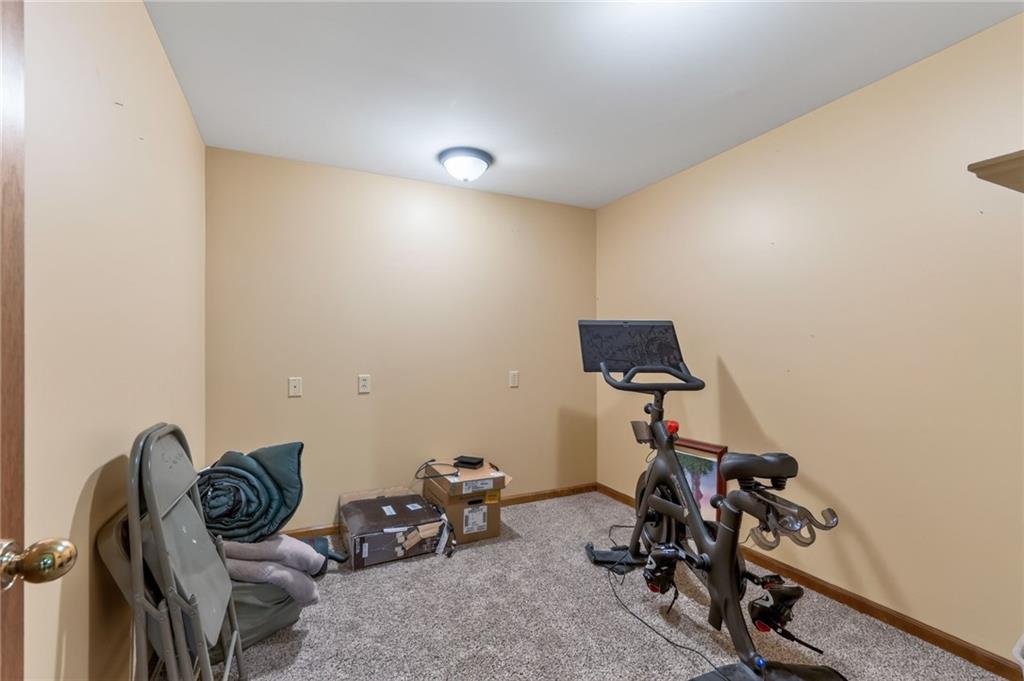 602 Greenbriar Terrace Property Photo 34