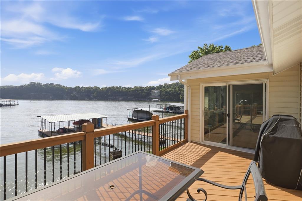 380 Fischer Point Drive Property Photo 13