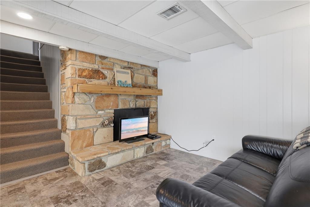380 Fischer Point Drive Property Photo 16