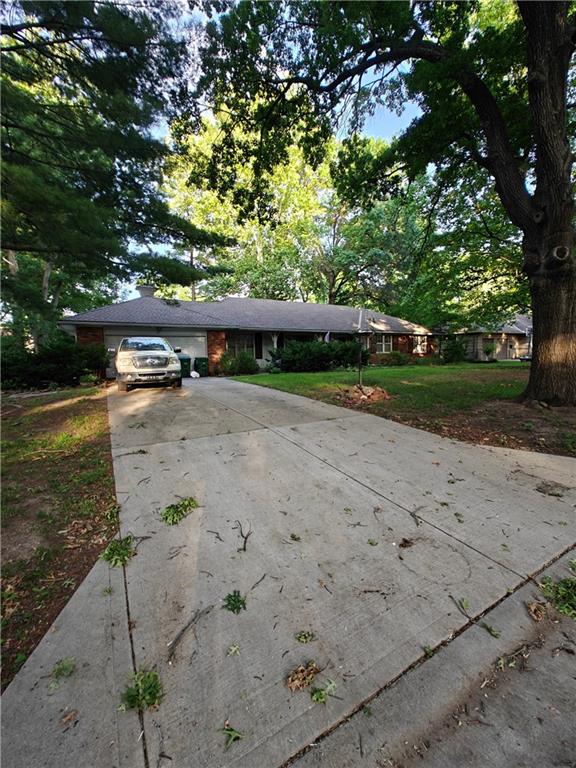9311 Wenonga Road Property Photo 1