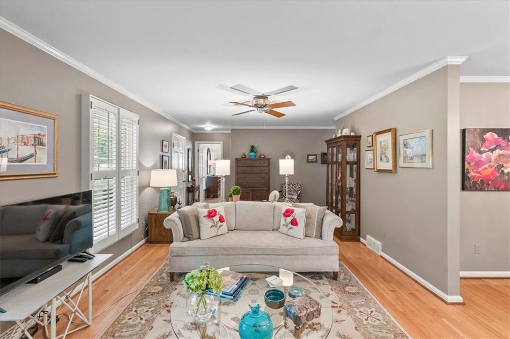 8611 Belleview Avenue Property Photo 11