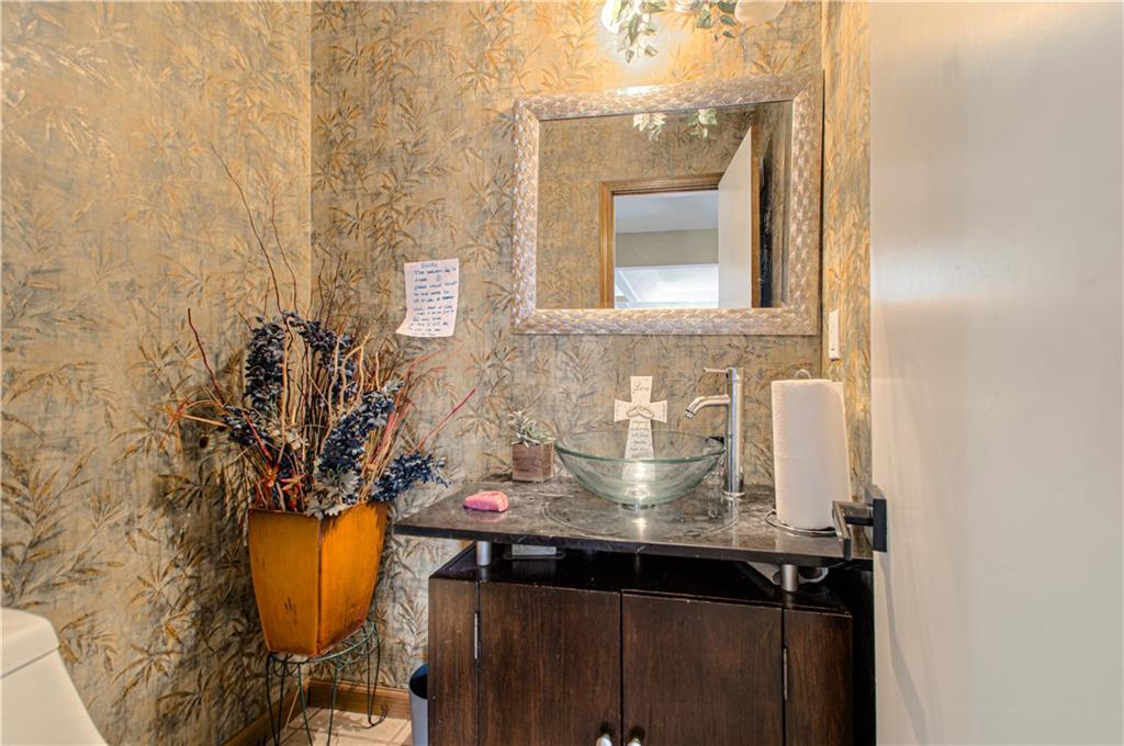 9803 Colony Place Property Photo 6