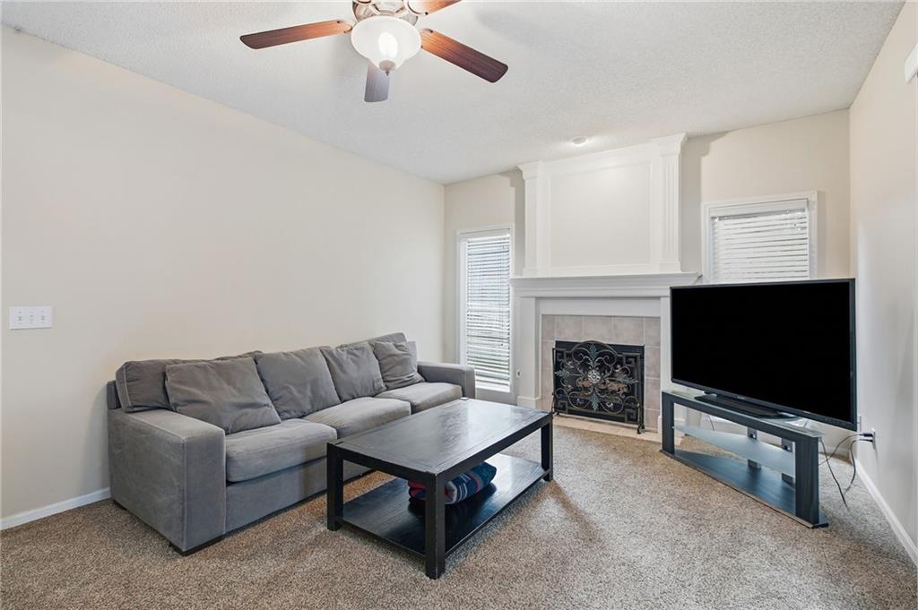 8707 N Mcdonald Avenue Property Photo 10