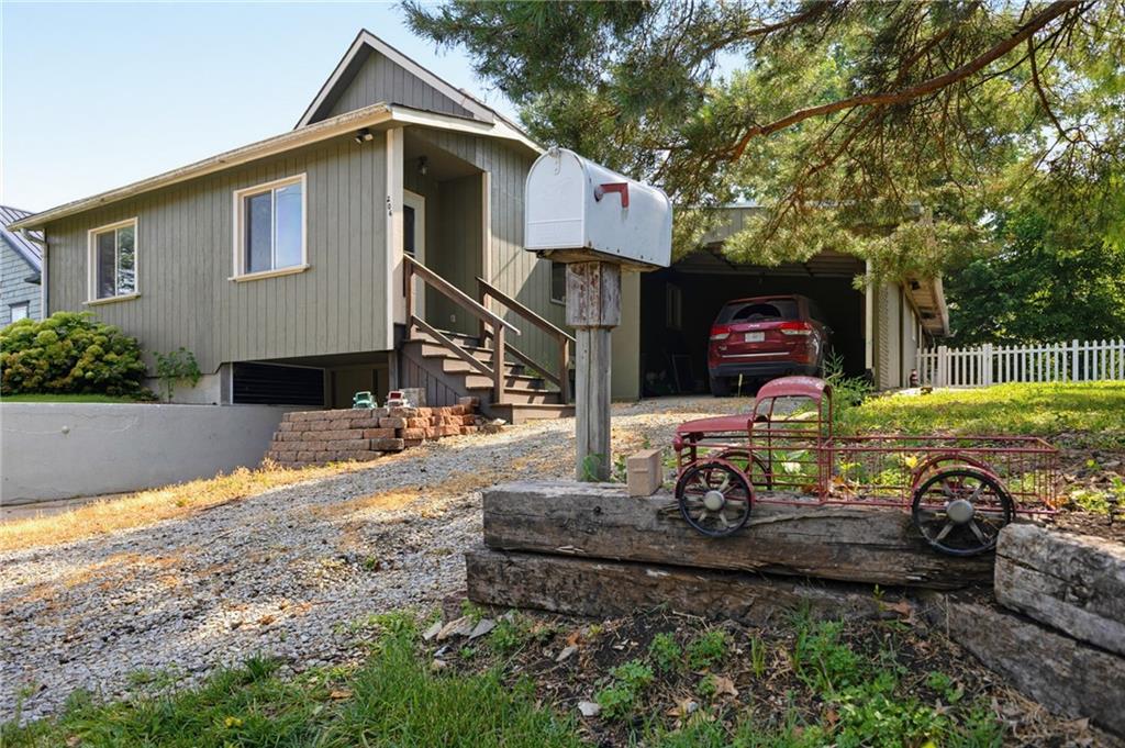 206 Ridgeway Street Property Photo 44