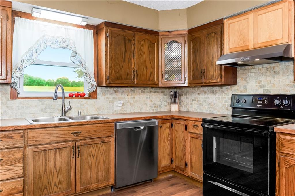 12086 Mike Road Property Photo 15