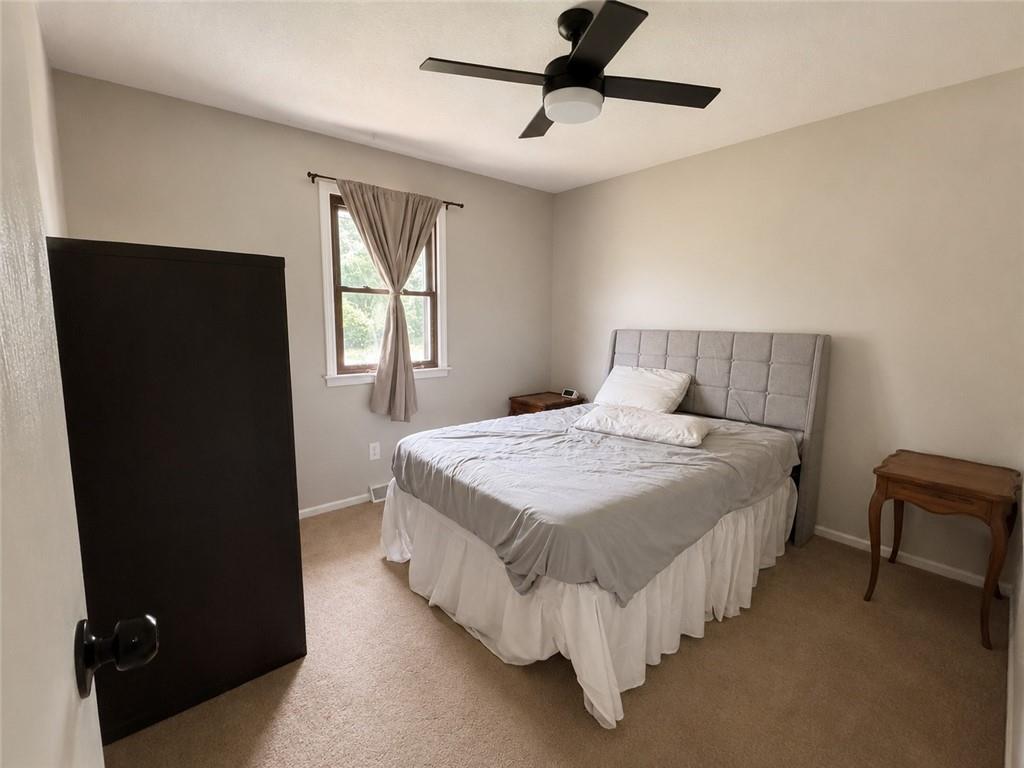 207 Evergreen Street Property Photo 18