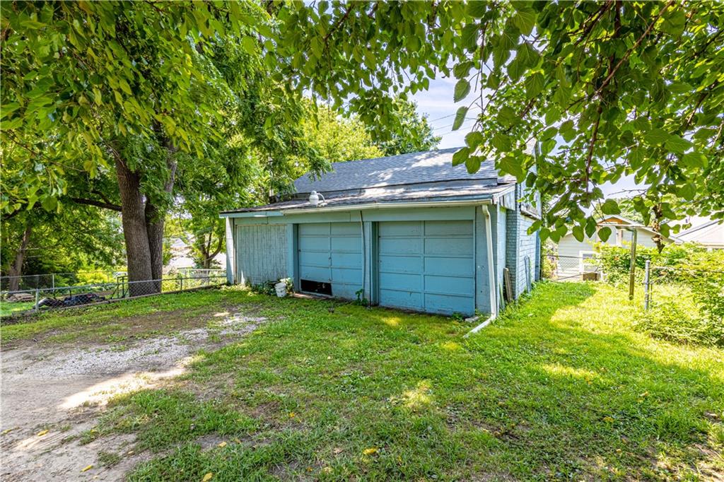 228 N 24th Street Property Photo 5