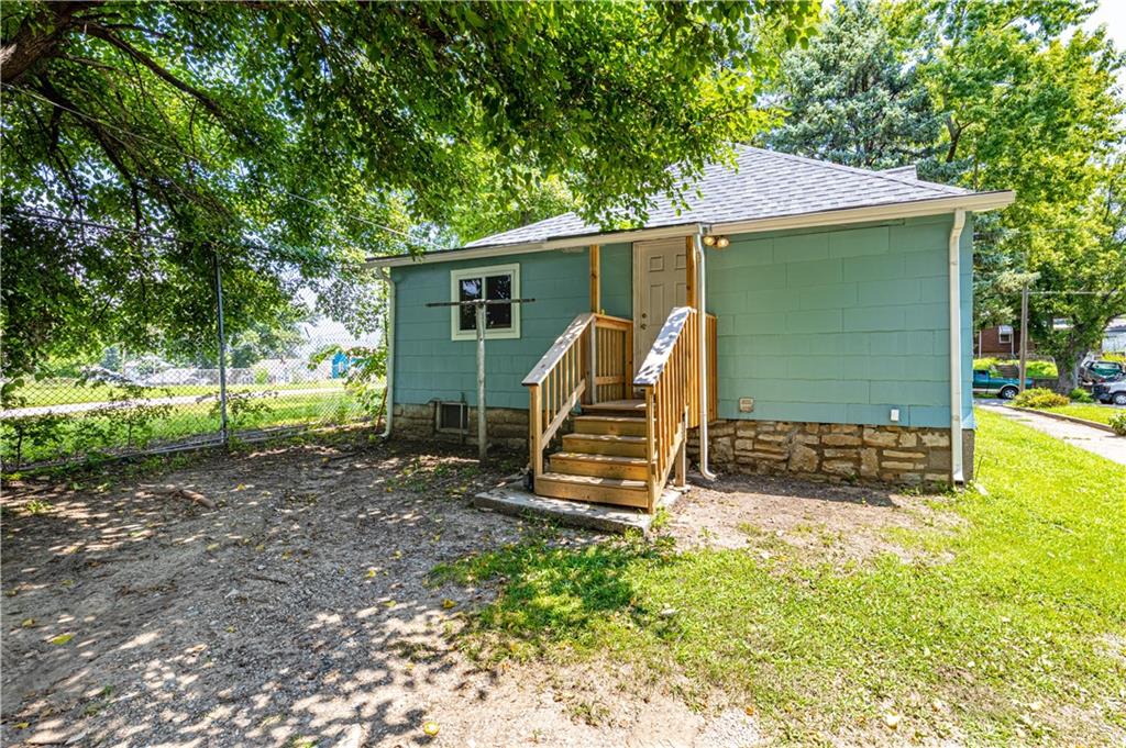 228 N 24th Street Property Photo 6