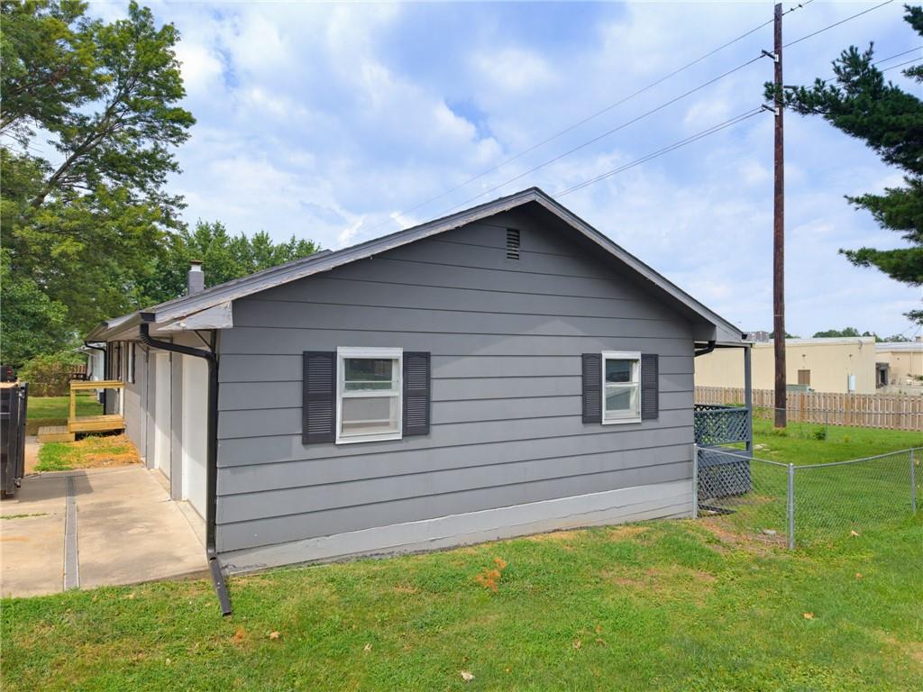 2700 Meadowlark Lane Property Photo 38