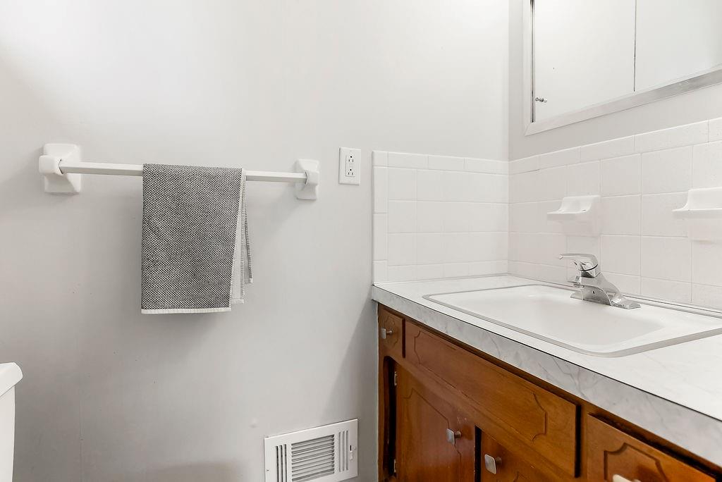 8513 Arlington Avenue Property Photo 15