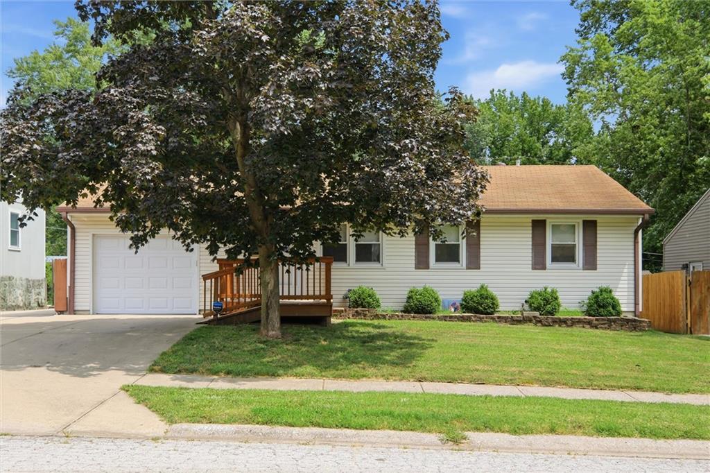 4009 S Spring Street Property Photo 1