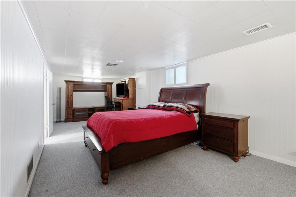 4009 S Spring Street Property Photo 20