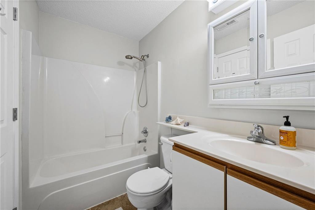2317 Ne 68th Street Property Photo 16