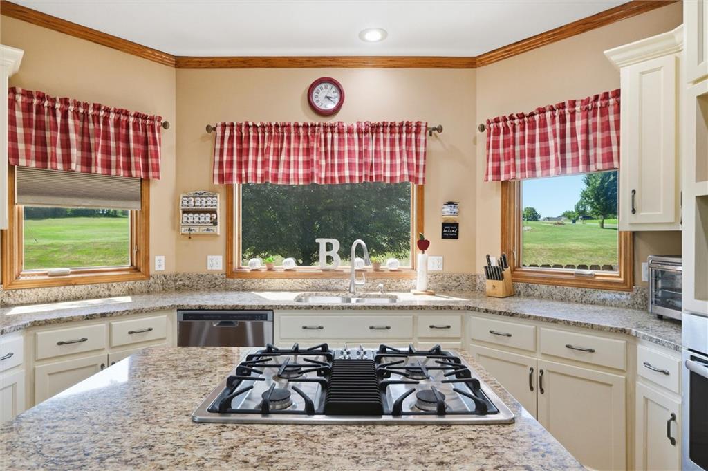 17891 Highview Road Property Photo 13