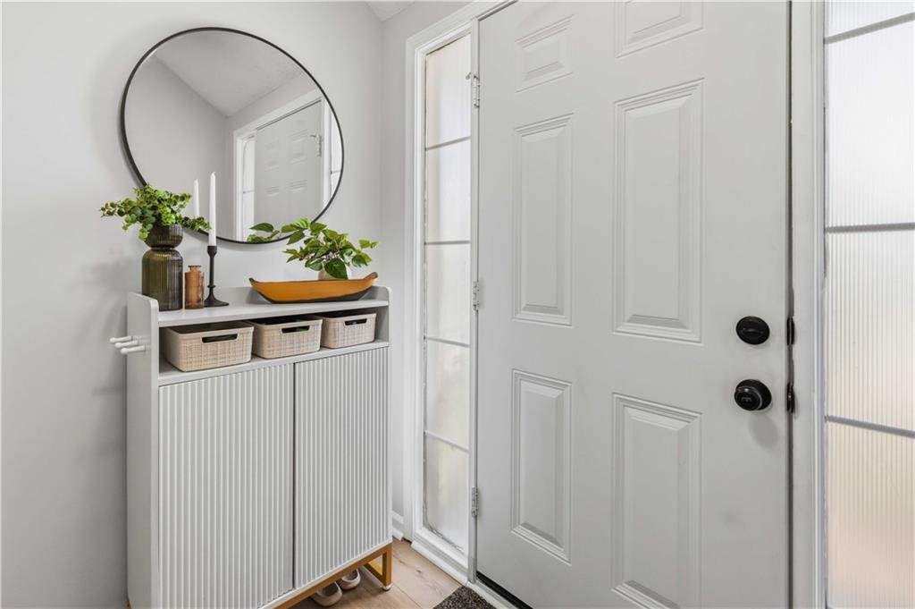 13744 Grove Avenue Property Photo 6