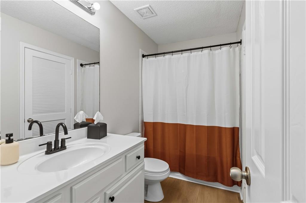 13744 Grove Avenue Property Photo 18