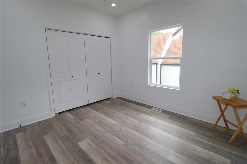 1045 Ann Avenue Property Photo 16
